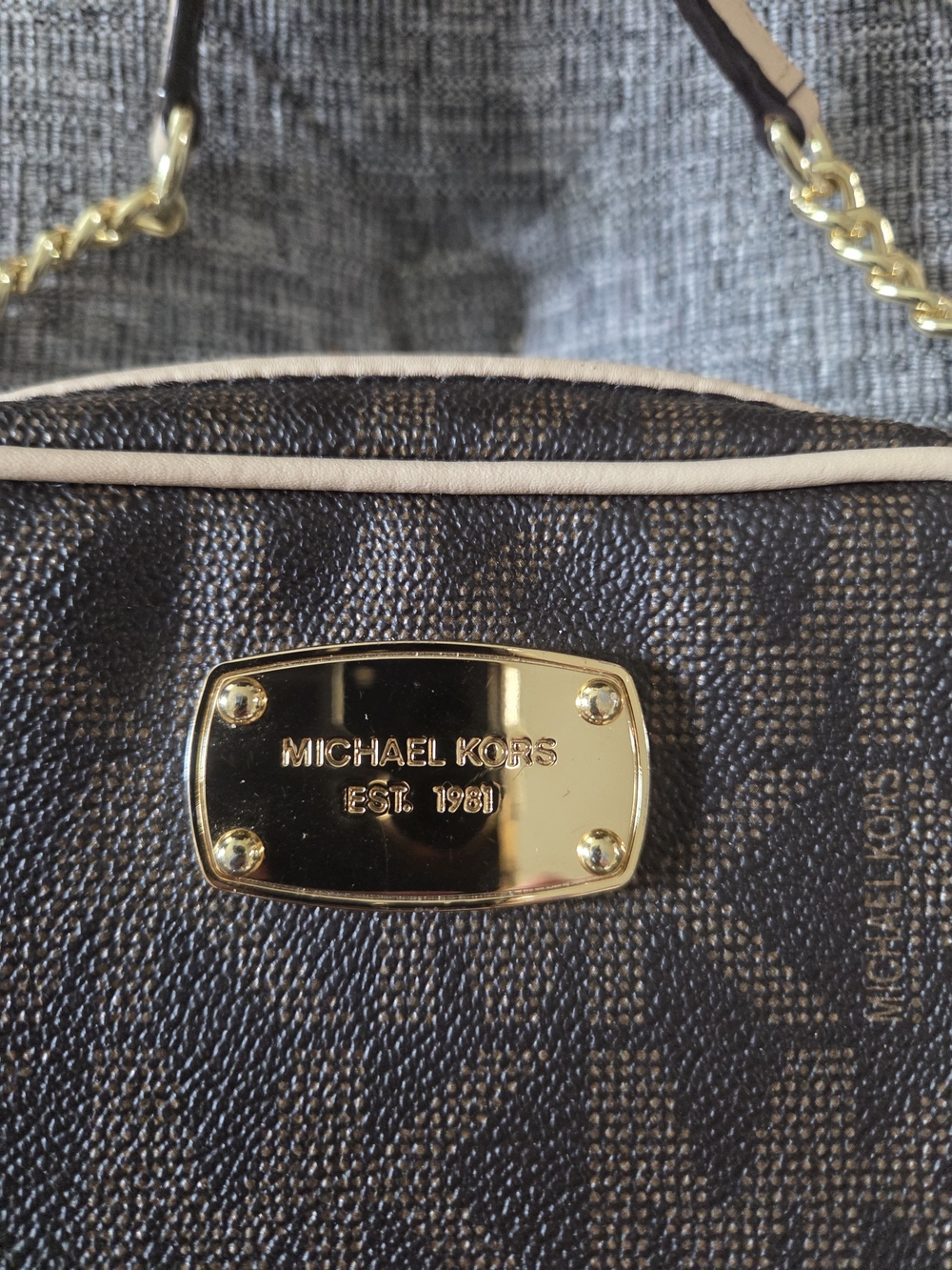 MICHAEL Michael Kors Dark Brown Monogram Camera Mini Crossbody Bag Gold Accents - Picture 2 of 11